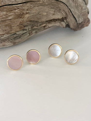 Pretty as a Pearl Stud Earring